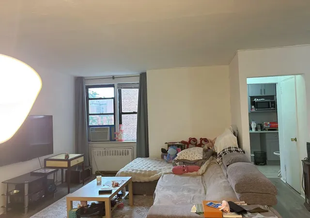 Photo 3 of Condo for sale at 14444 38th Ave #C5, Flushing, NY 11354 | MLS# 894080 | Listing updated on 2026-09-13