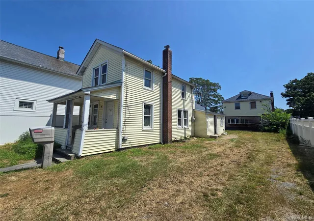 2nd image of 31 Union Ave, Patchogue, NY 11772 | MLS# 894566