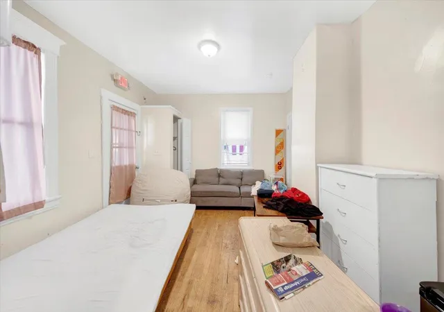 Photo 3 of House for sale at 308 5th Avenue, New Rochelle, NY 10801 | MLS# 894844 | Listing updated on 2026-08-20