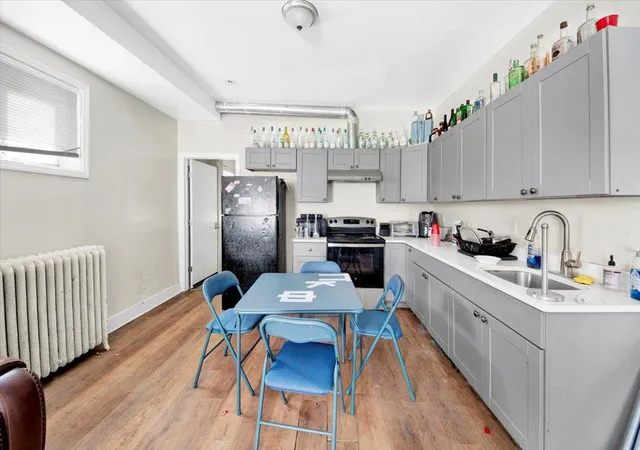 Photo 4 of House for sale at 308 5th Avenue, New Rochelle, NY 10801 | MLS# 894844 | Listing updated on 2026-08-20