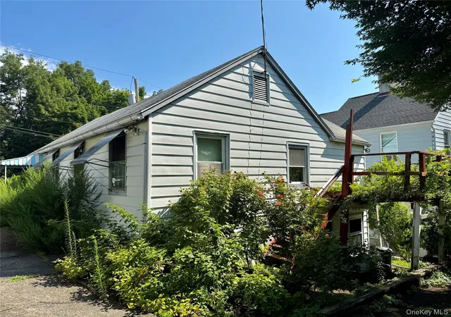 Homes for sale in Ossining, NY | 22 Lafayette Ave, Ossining, NY 10562 | MLS# 894910