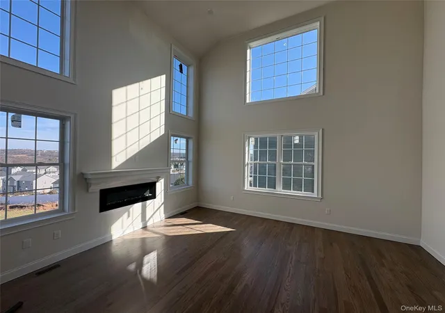 Photo 3 of Single family home for sale at 30 Dartmouth Dr, Poughkeepsie (town), NY 12603 | MLS# 895275 | Listing updated on 2026-10-03