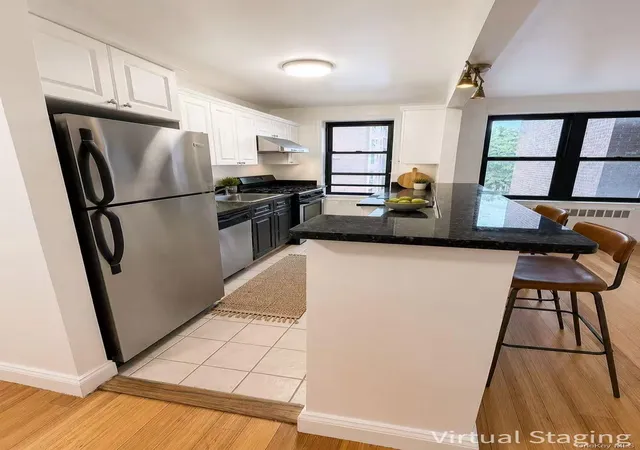 3rd image of 150-29 72Nd Rd 150-29 72Nd Rd #4F, New York, NY 11367 | MLS# 895298