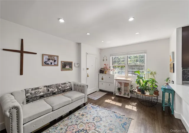 Photo 2 of Sale Pending at 69 09 215th St #Lower 1, Oakland Gardens, NY 11364 | MLS# 895496 | Listing updated on 2025-12-05