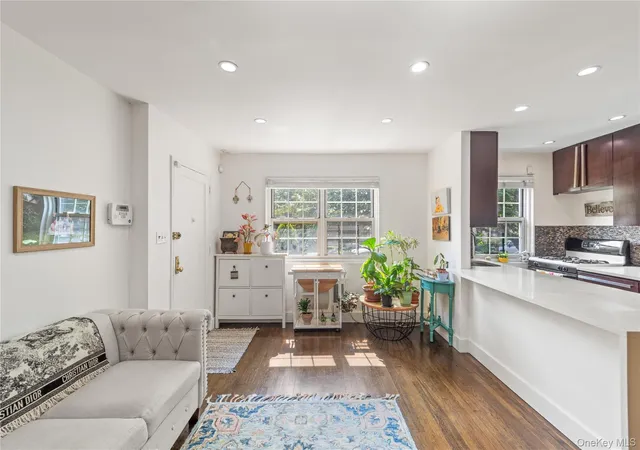 Photo 3 of Sale Pending at 69 09 215th St #Lower 1, Oakland Gardens, NY 11364 | MLS# 895496 | Listing updated on 2025-12-05