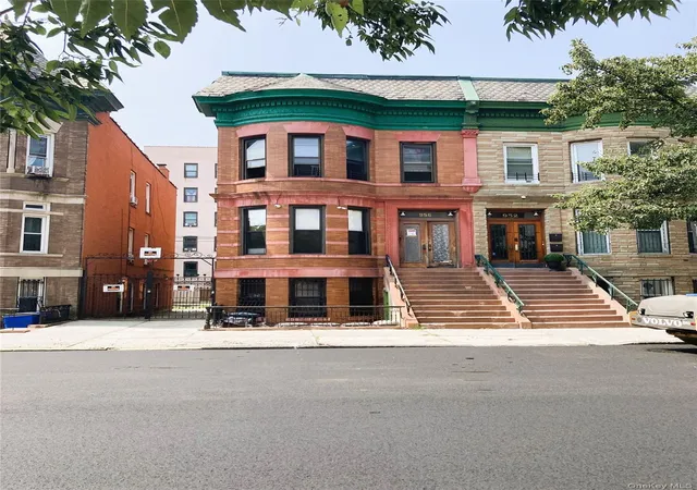 Photo 3 of Sale Pending at 956 E 156th Street, Bronx, NY 10455 | MLS# 895938 | Listing updated on 2025-09-27