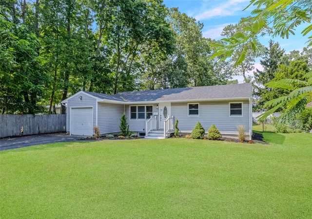 1st image of 4991 Express Dr N, Ronkonkoma, NY 11779 | MLS# 896451