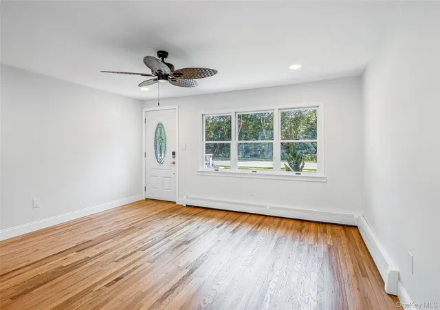 3rd image of 4991 Express Dr N, Ronkonkoma, NY 11779 | MLS# 896451