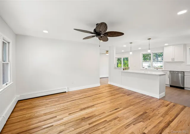4th image of 4991 Express Dr N, Ronkonkoma, NY 11779 | MLS# 896451