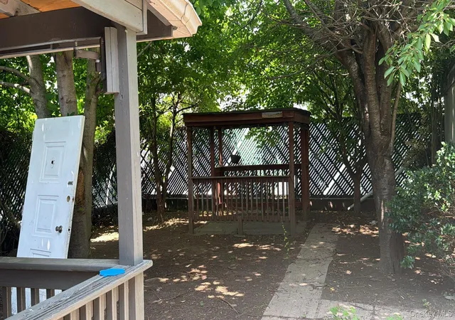 6th image of 9 Roanoke St, Yonkers, NY 10710 | MLS# 896686