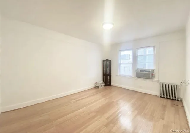 Photo 4 of Sale Pending at 5024 39Th Pl, Sunnyside, NY 11104 | MLS# 896729 | Listing updated on 2026-02-13