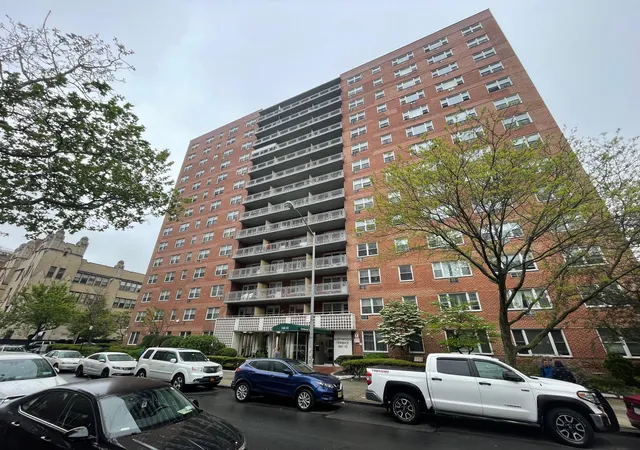 2nd image of 16010 89th Ave #15H, Jamaica, NY 11432 | MLS# 896914