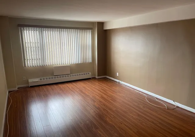 5th image of 16010 89Th Ave, New York, NY 11432