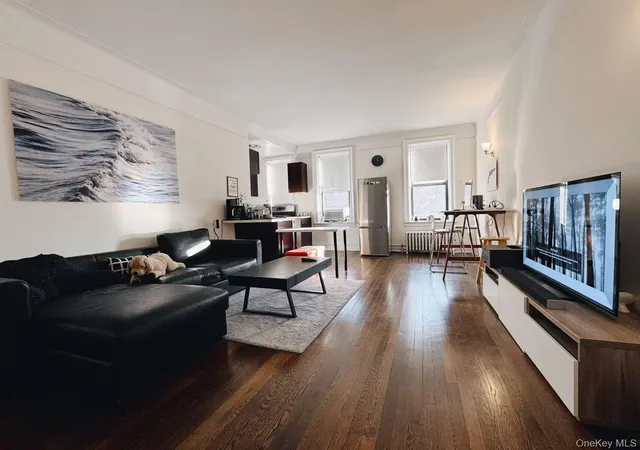 2nd image of 160 15 Powells Cove Blvd #A304, Whitestone, NY 11357 | MLS# 897183