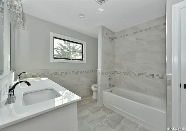 9th image of 27 Cypress Ave, Oyster Bay, NY 11714 | MLS# 897718