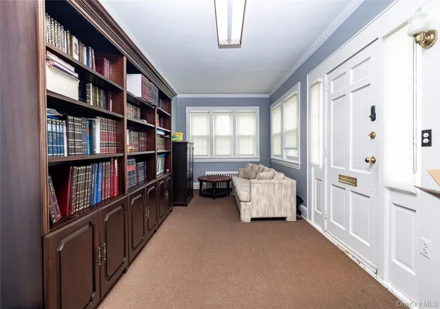 Photo 3 of Sale Pending at 150 E Beech St, Long Beach, NY 11561 | MLS# 898216 | Listing updated on 2025-10-20