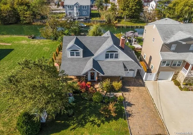 Photo 2 of Sale Pending at 3442 Colony Dr, Baldwin, NY 11510 | MLS# 898944 | Listing updated on 2025-10-26
