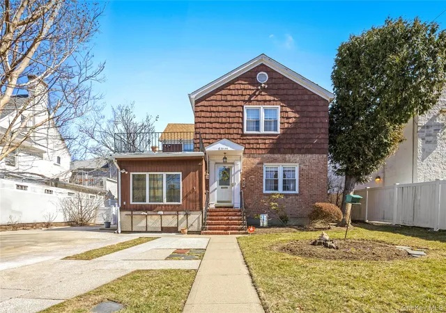 Photo 3 of Sale Pending at 33-09 Parsons Blvd, Whitestone, NY 11357 | MLS# 898988 | Listing updated on 2026-02-24