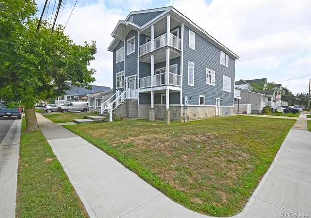 Photo 2 of Sale Pending at 7 East Blvd, East Rockaway, NY 11518 | MLS# 899526 | Listing updated on 2026-03-13
