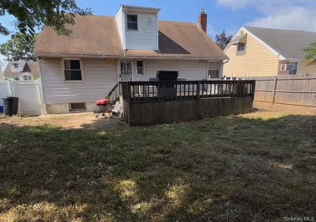 3rd image of 35 Marlow Rd, Valley Stream, NY 11580 | MLS# 899528
