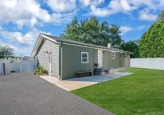 1st image of 1010 Motor Pkwy, Central Islip, NY 11722 | MLS# 899669