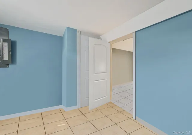 33rd image of 1010 Motor Pkwy, Central Islip, NY 11722 | MLS# 899669