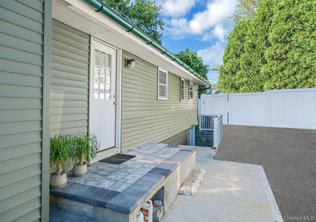 4th image of 1010 Motor Pkwy, Central Islip, NY 11722 | MLS# 899669
