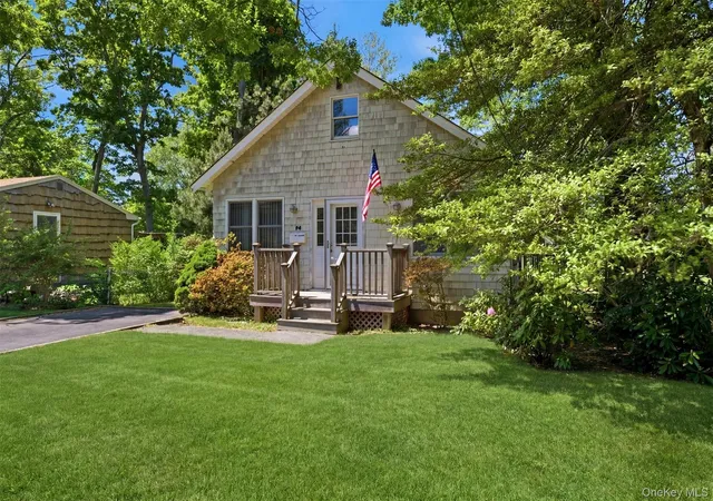 4th image of 26 Garfield Ave, Islip, NY 11730 | MLS# 900208