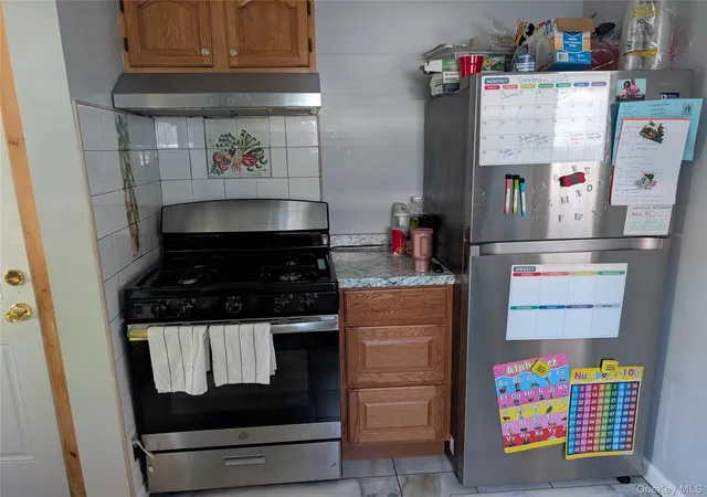 Photo 2 of Single family home for sale at 186 Westbury Blvd, Hempstead, NY 11550 | MLS# 900316 | Listing updated on 2026-08-11