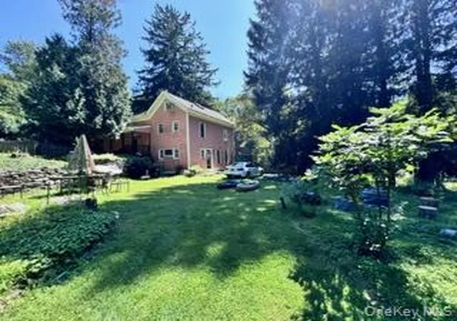 Single family home for sale at 456 Saddle River Rd, Airmont, NY 10952 | MLS# 900565 | Listing updated on 2026-01-01