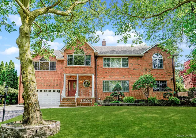 Photo 2 of Sale Pending at 74 Longfellow Ave, Staten Island, NY 10301 | MLS# 900570 | Listing updated on 2026-09-19