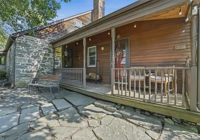 Photo 3 of Sale Pending at 442 S Ohioville Rd, New Paltz, NY 12561 | MLS# 900612 | Listing updated on 2026-09-02