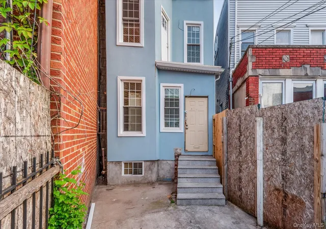 2nd image of 1142 Welling Ct, Astoria, NY 11102 | MLS# 901226