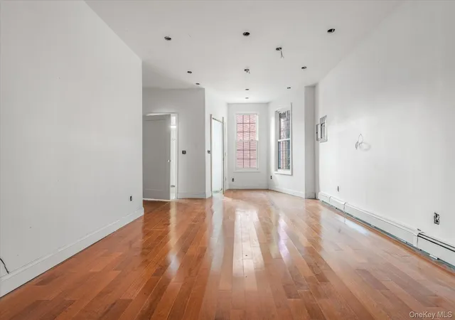 5th image of 1142 Welling Ct, Astoria, NY 11102 | MLS# 901226