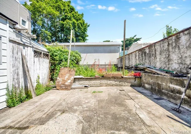 2nd image of 141 Webster Ave, Yonkers, NY 10701 | MLS# 901460