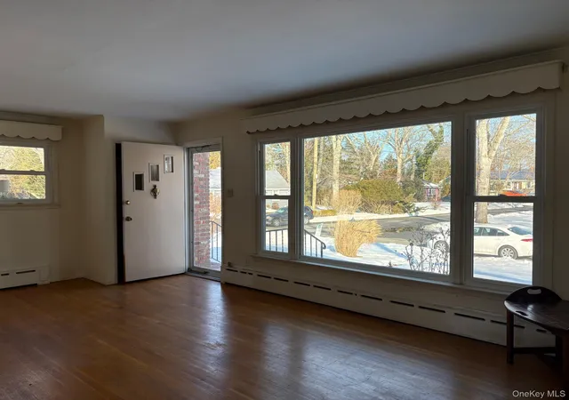 3rd image of 5 Leland Dr, Westhampton, NY 11977 | MLS# 901544