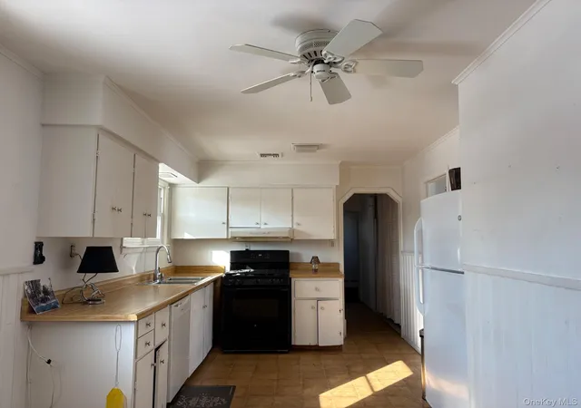 5th image of 5 Leland Dr, Westhampton, NY 11977 | MLS# 901544