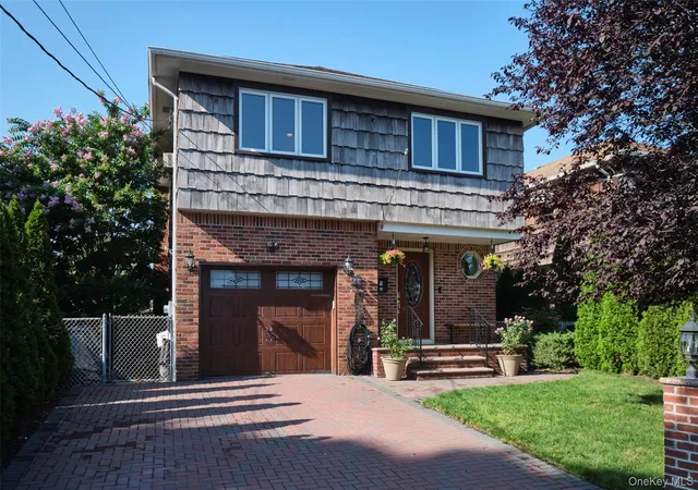 Single family home for sale at 34 Vandewater Ave, Floral Park, NY 11001 | MLS# 902303 | Listing updated on 2026-03-31