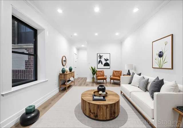 2nd image of 31 14 Crescent St #5B, Astoria, NY 11106 | MLS# 902685
