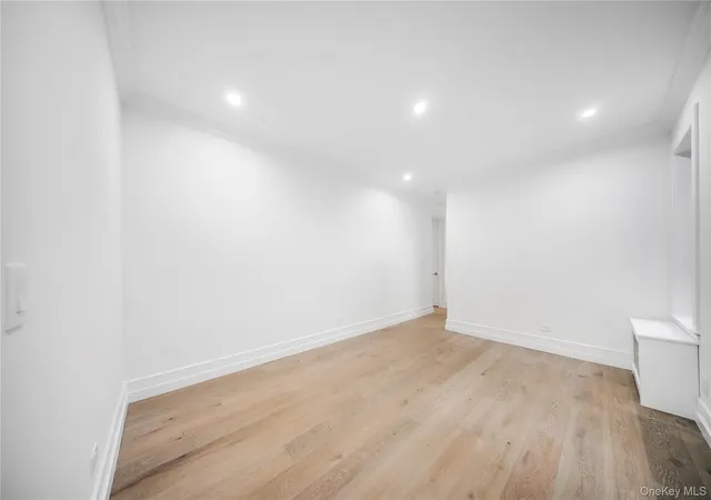 3rd image of 31-14 Crescent St #5B, Astoria, NY 11106 | MLS# 902685