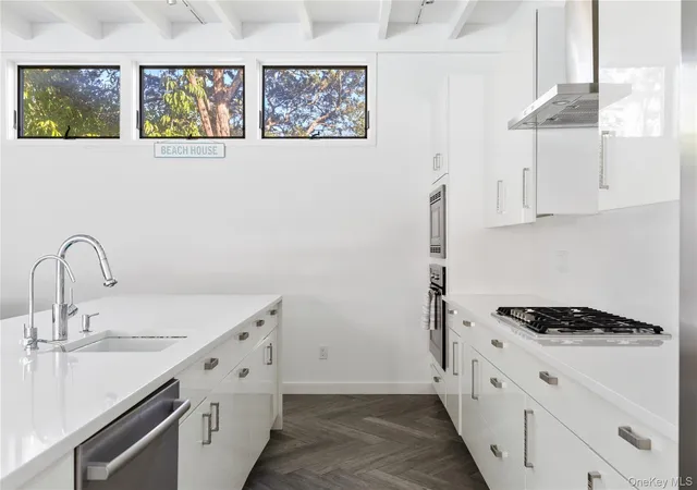 5th image of 31 Laurel Ave, Ocean Beach, NY 11770 | MLS# 902719