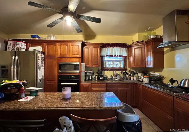 Photo 3 of Sale Pending at 82 Burhans Ave, Yonkers, NY 10701 | MLS# 902859 | Listing updated on 2026-01-28