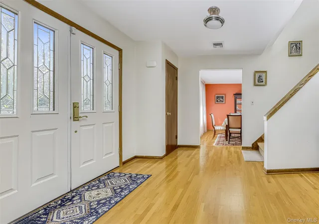 Photo 4 of Single family home for sale at 26 Snowdrop Dr, Clarkstown, NY 10956 | MLS# 903354 | Listing updated on 2026-10-07