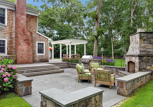 3rd image of 55 Cedar Ln W, Remsenburg, NY 11960 | MLS# 903436