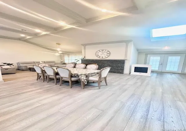 Photo 4 of Single family home for sale at 573 Fairway Dr, Woodmere, NY 11598 | MLS# 904145 | Listing updated on 2026-03-22
