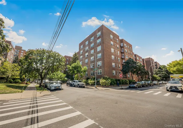 20th image of 72 10 112 St #5H, Forest Hills, NY 11375 | MLS# 904180