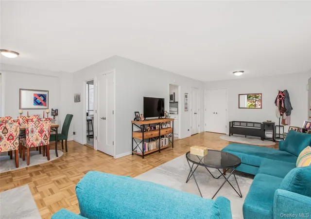 Photo 2 of Condo for sale at 3333 Henry Hudson Pkwy #2R, New York, NY 10463 | MLS# 904371 | Listing updated on 2026-09-30