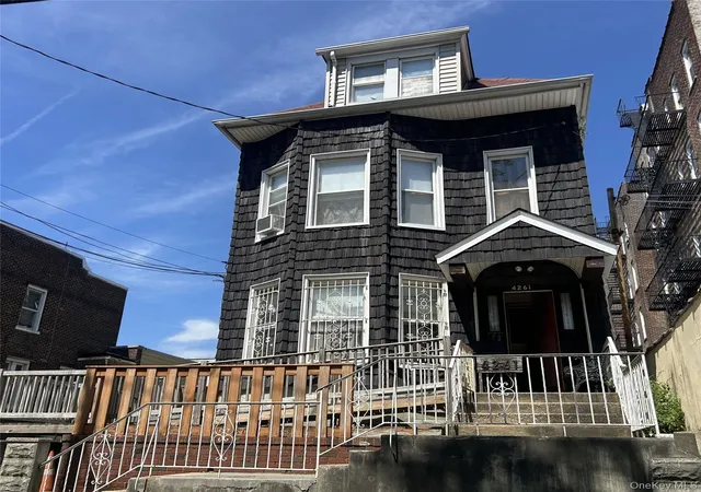Photo 2 of Sale Pending at 4261 Byron Ave, Bronx, NY 10466 | MLS# 904492 | Listing updated on 2025-10-07