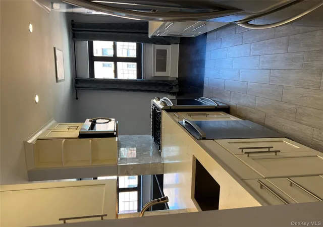 36th image of 57 10 Junction Blvd #5C, Elmhurst, NY 11373 | MLS# 904651