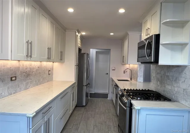4th image of 57-10 Junction Blvd #5C, Elmhurst, NY 11373 | MLS# 904651